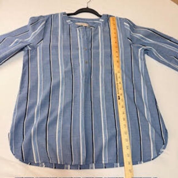LOFT Blue White Striped Blouse Women’s Long Sleeve Lightweight Workwear Top MED - Picture 7 of 8